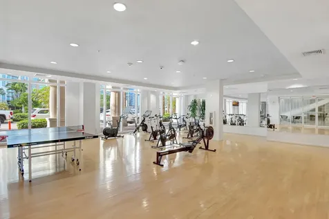 511 SE 5th Avenue Fort Lauderdale FL 33301