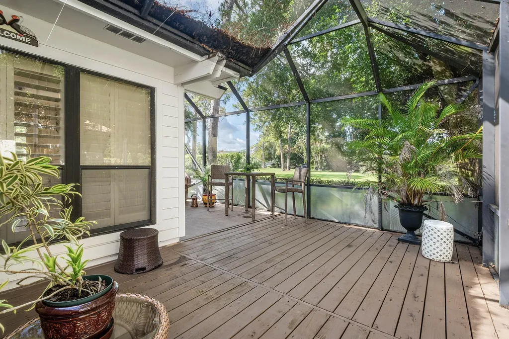 6403 Eastpointe Pines Street Palm Beach Gardens FL 33418