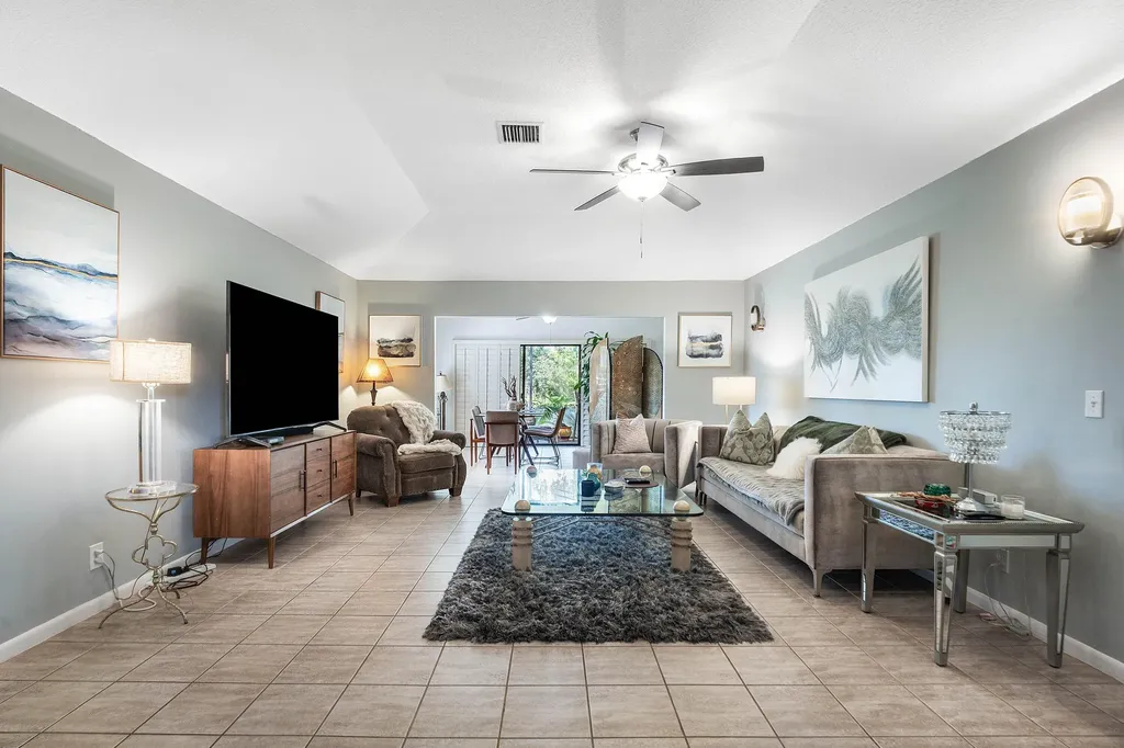 6403 Eastpointe Pines Street Palm Beach Gardens FL 33418
