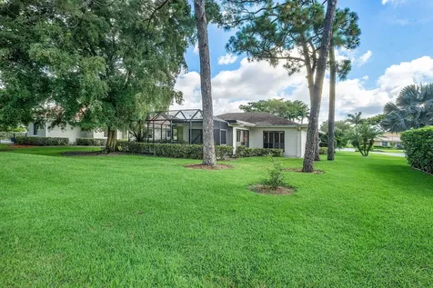 6403 Eastpointe Pines Street Palm Beach Gardens FL 33418