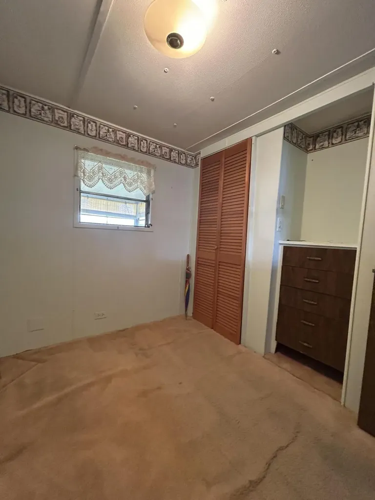 8379 SE Eagle Avenue Hobe Sound FL 33455