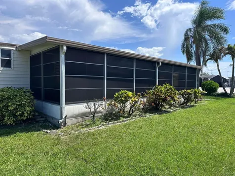 8379 SE Eagle Avenue Hobe Sound FL 33455