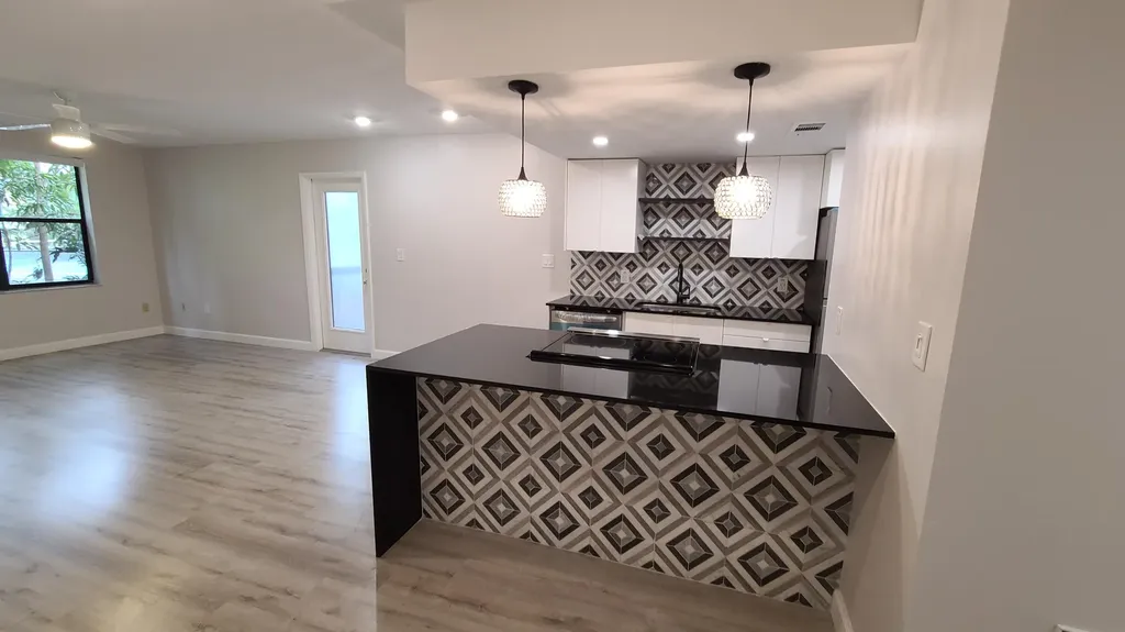 4501 W Mcnab Road Pompano Beach FL 33069