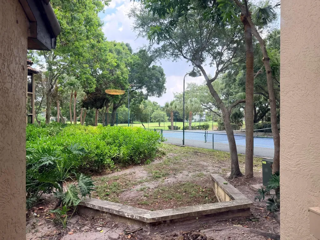 4501 W Mcnab Road Pompano Beach FL 33069