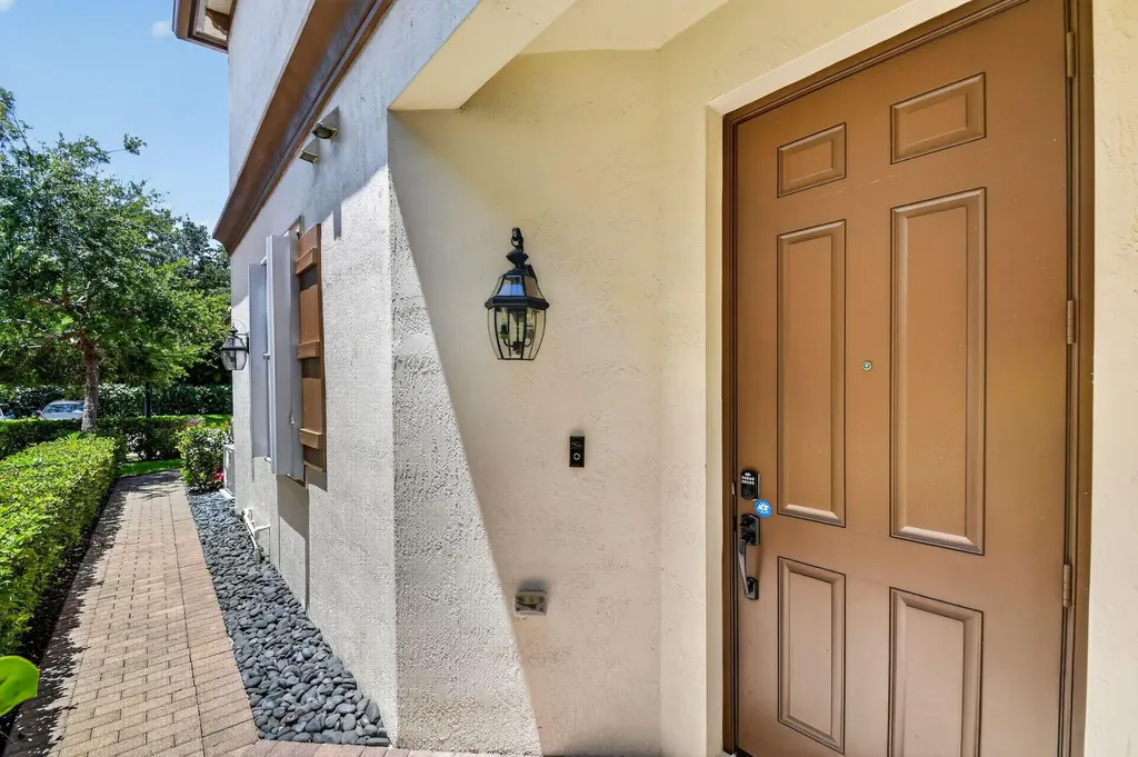 10139 Wellington Parc Drive Wellington FL 33449