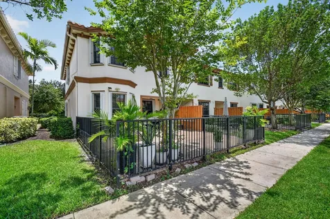 10139 Wellington Parc Drive Wellington FL 33449
