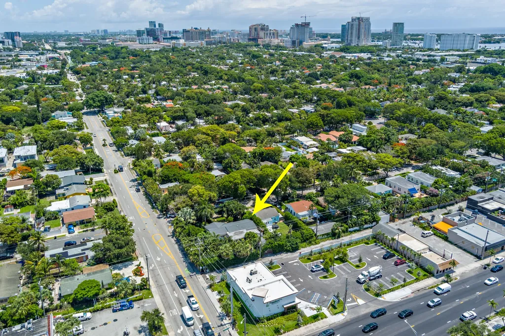 844 Avon Road West Palm Beach FL 33401