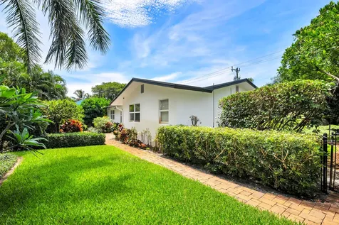 844 Avon Road West Palm Beach FL 33401