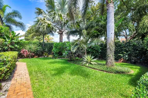 844 Avon Road West Palm Beach FL 33401