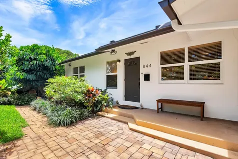 844 Avon Road West Palm Beach FL 33401