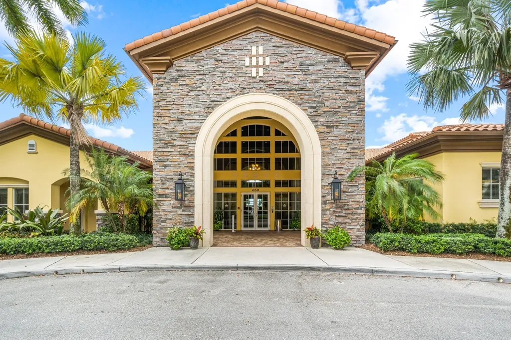 550 Tomahawk Court Palm Beach Gardens FL 33410