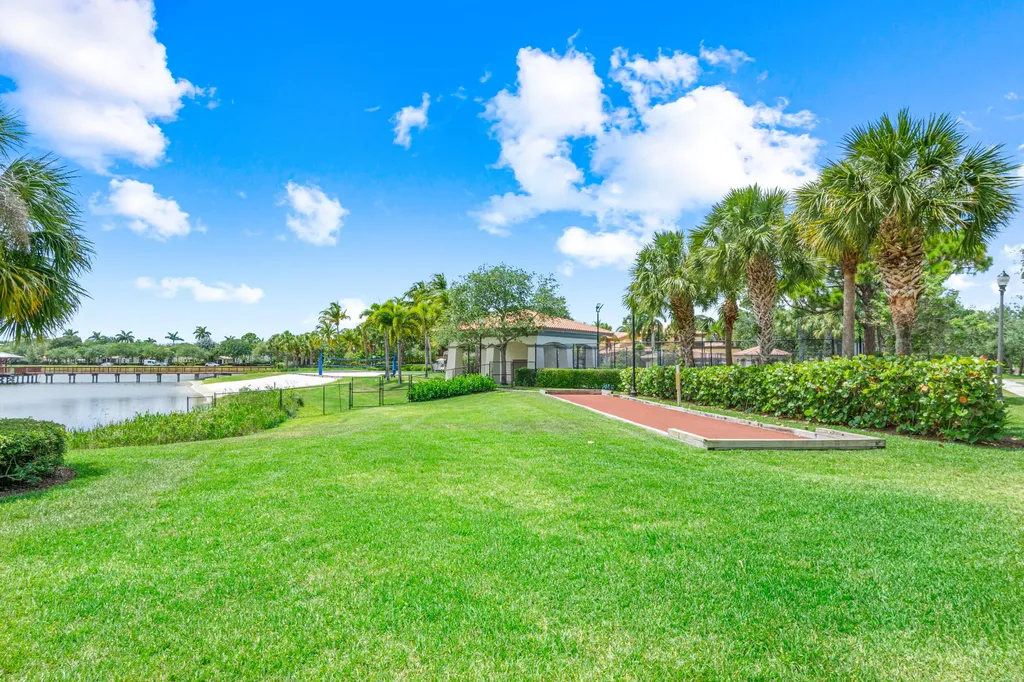 550 Tomahawk Court Palm Beach Gardens FL 33410