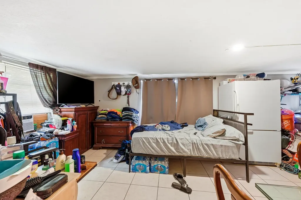 700 SW 8th Street Pompano Beach FL 33060