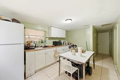 700 SW 8th Street Pompano Beach FL 33060