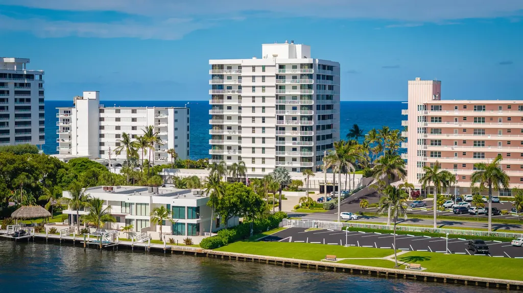 2917 S Ocean Boulevard Highland Beach FL 33487