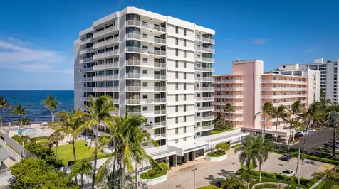2917 S Ocean Boulevard Highland Beach FL 33487