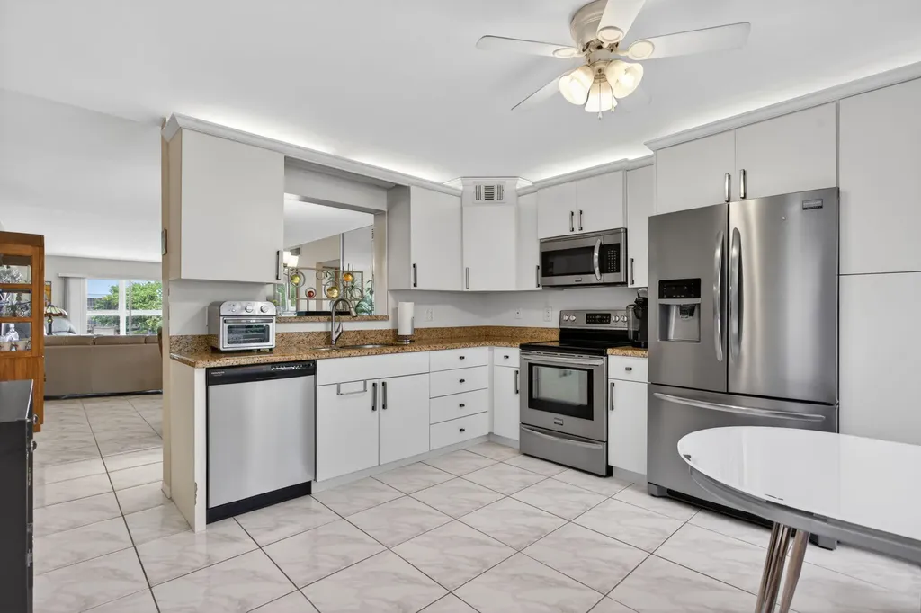 3202 Portofino Point Coconut Creek FL 33066