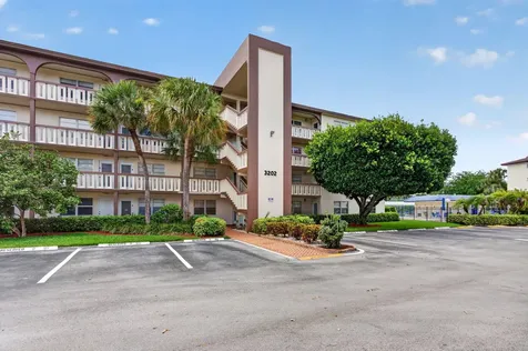 3202 Portofino Point Coconut Creek FL 33066