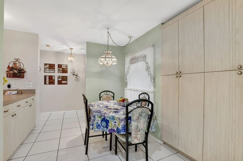 3857 NW 1st Place Deerfield Beach FL 33442