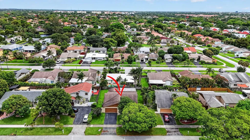 3857 NW 1st Place Deerfield Beach FL 33442