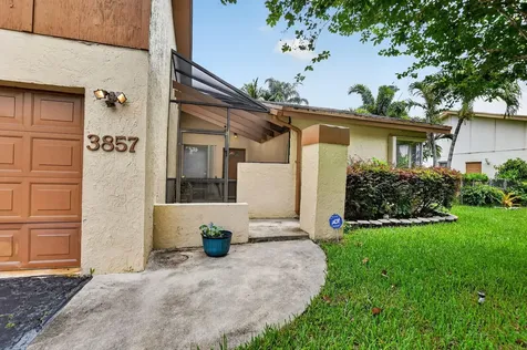 3857 NW 1st Place Deerfield Beach FL 33442
