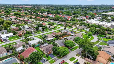 3857 NW 1st Place Deerfield Beach FL 33442