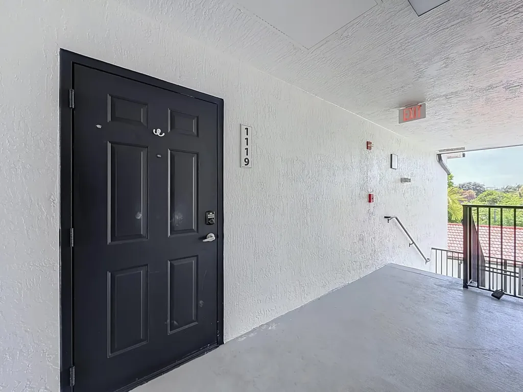 1119 Villa Lane Boynton Beach FL 33436