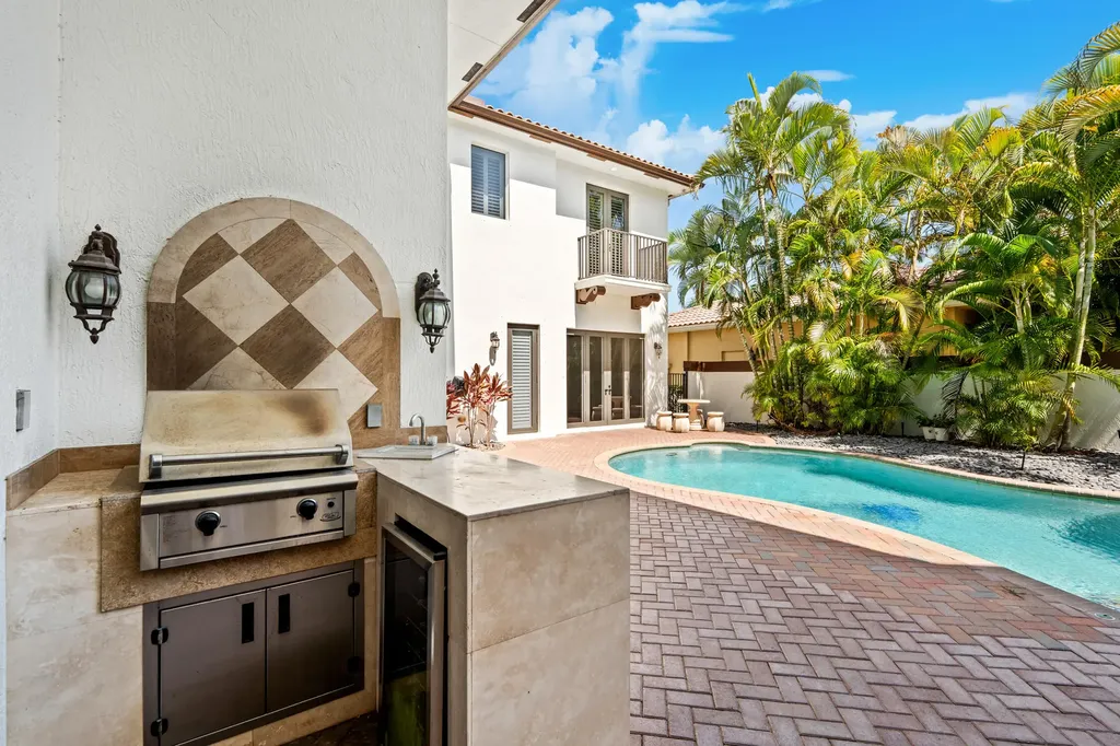 17550 Circle Pond Court Boca Raton FL 33496