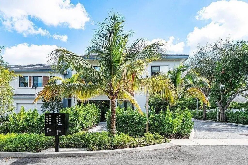 2211 Florida Boulevard Delray Beach FL 33483