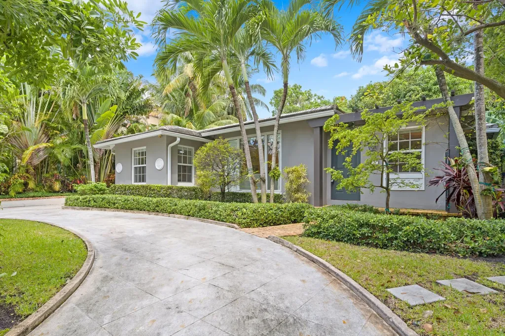 733 Sunset Road West Palm Beach FL 33401