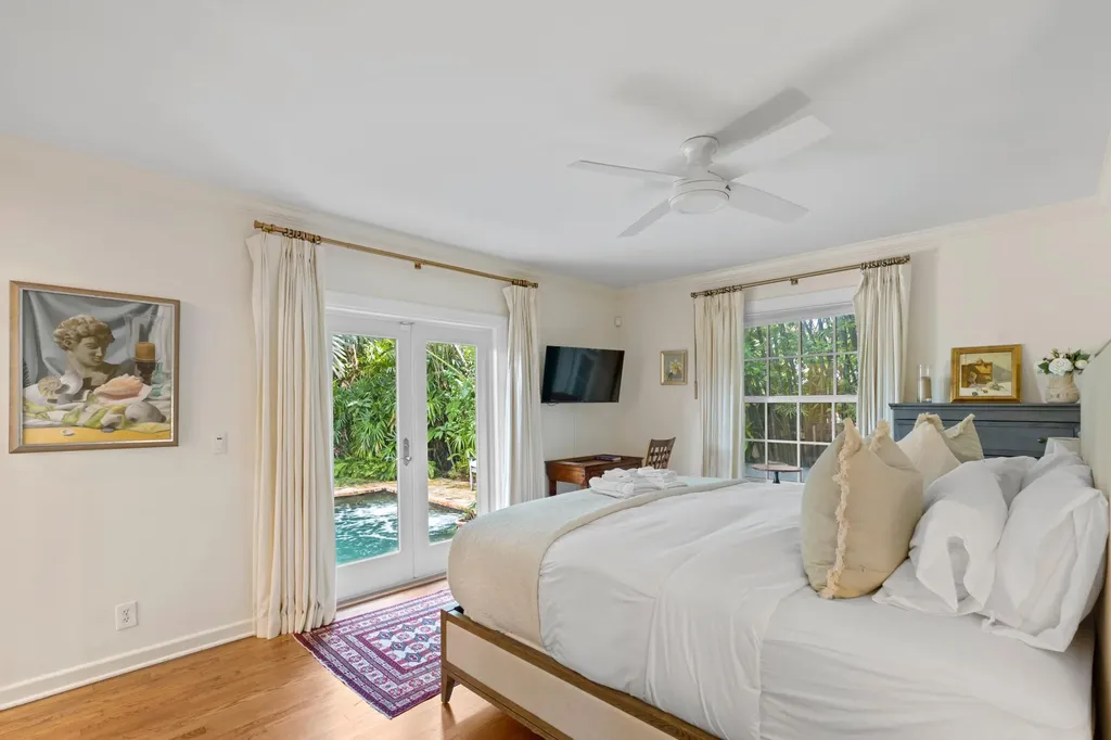 733 Sunset Road West Palm Beach FL 33401