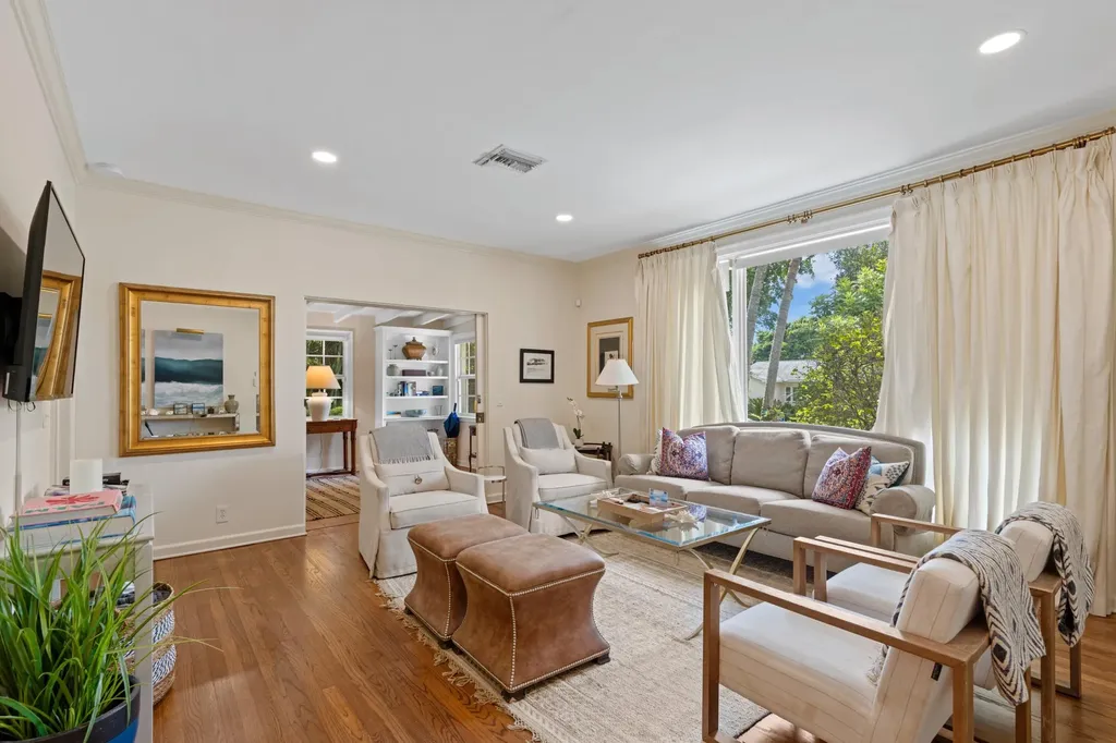 733 Sunset Road West Palm Beach FL 33401