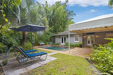 733 Sunset Road West Palm Beach FL 33401