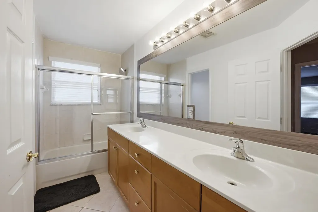 16918 SW 16th Street Pembroke Pines FL 33027