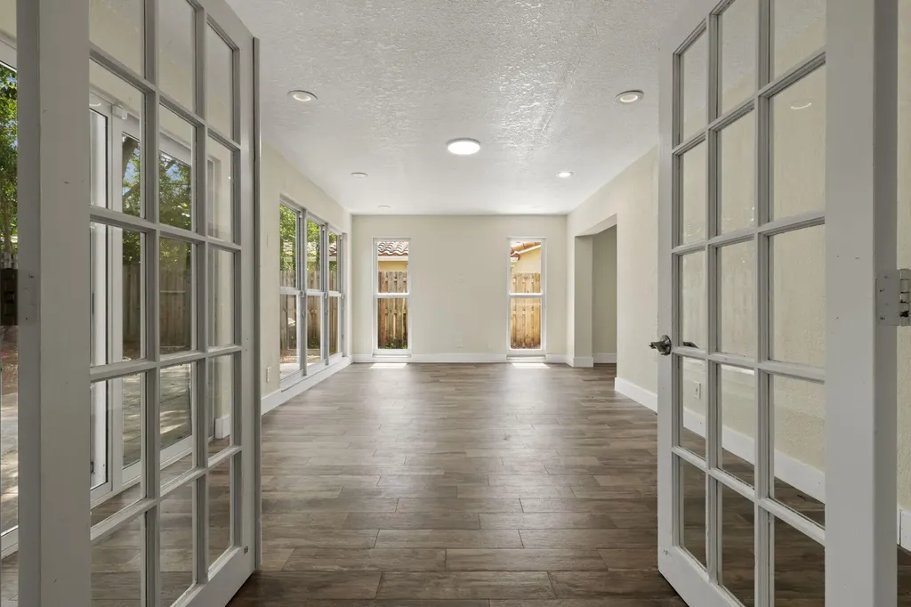 8915 NW 26th Court Coral Springs FL 33065