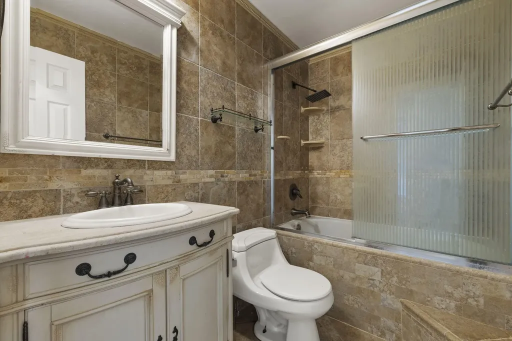 8915 NW 26th Court Coral Springs FL 33065