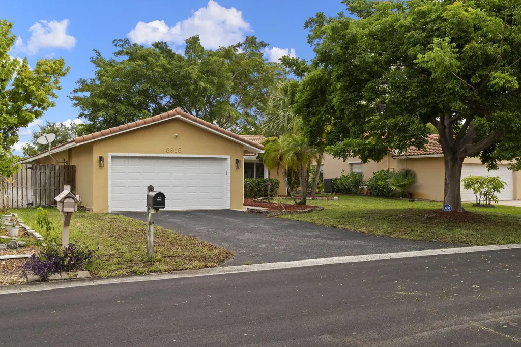 8915 NW 26th Court Coral Springs FL 33065