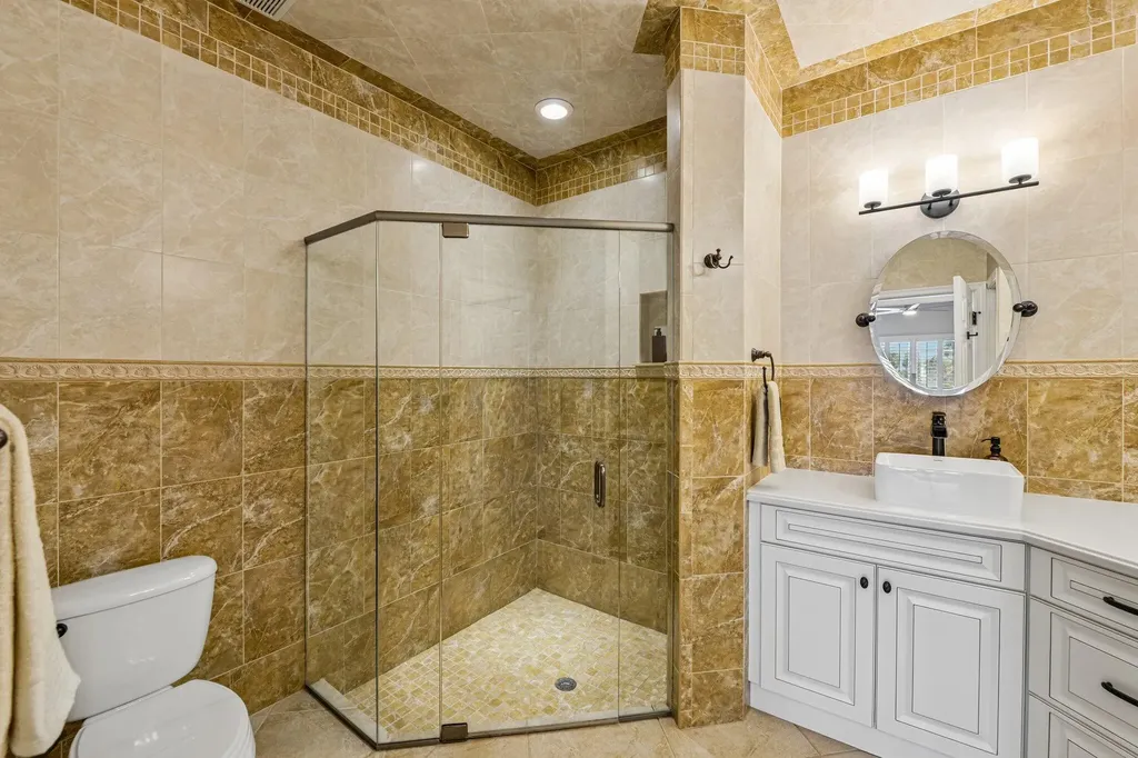 692 W Palm Aire Drive Pompano Beach FL 33069