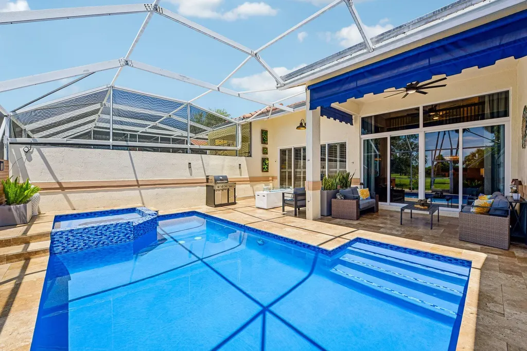 692 W Palm Aire Drive Pompano Beach FL 33069