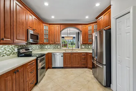692 W Palm Aire Drive Pompano Beach FL 33069