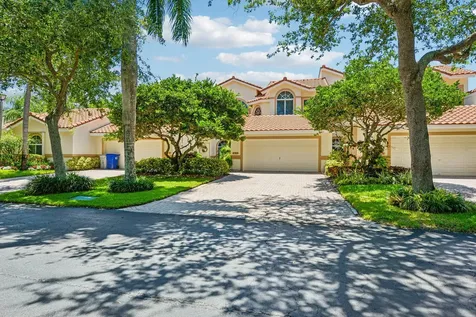 692 W Palm Aire Drive Pompano Beach FL 33069