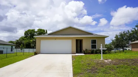 26 NE 12th Terrace Cape Coral FL 33909