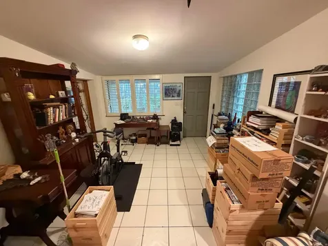 42 SW 6th Street Dania Beach FL 33004