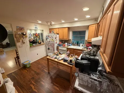 42 SW 6th Street Dania Beach FL 33004