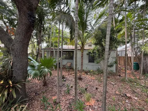 42 SW 6th Street Dania Beach FL 33004