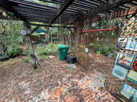 42 SW 6th Street Dania Beach FL 33004