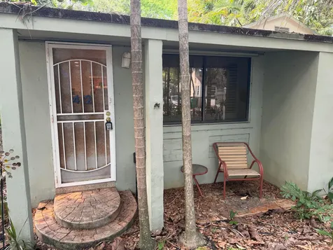 42 SW 6th Street Dania Beach FL 33004