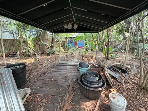 42 SW 6th Street Dania Beach FL 33004