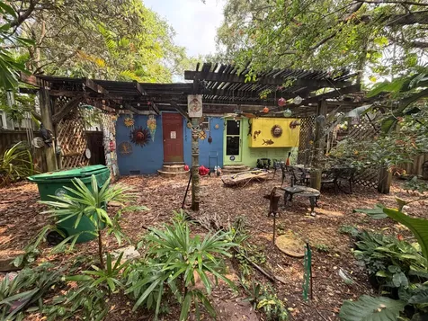 42 SW 6th Street Dania Beach FL 33004