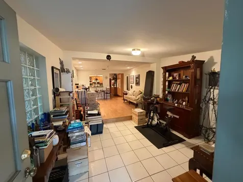 42 SW 6th Street Dania Beach FL 33004